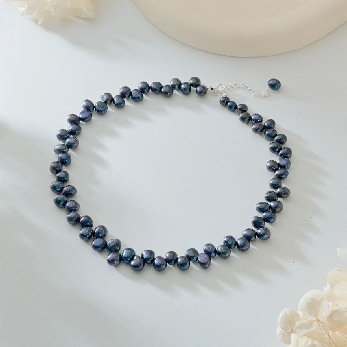 Baroque Pearl-Style Choker Necklace